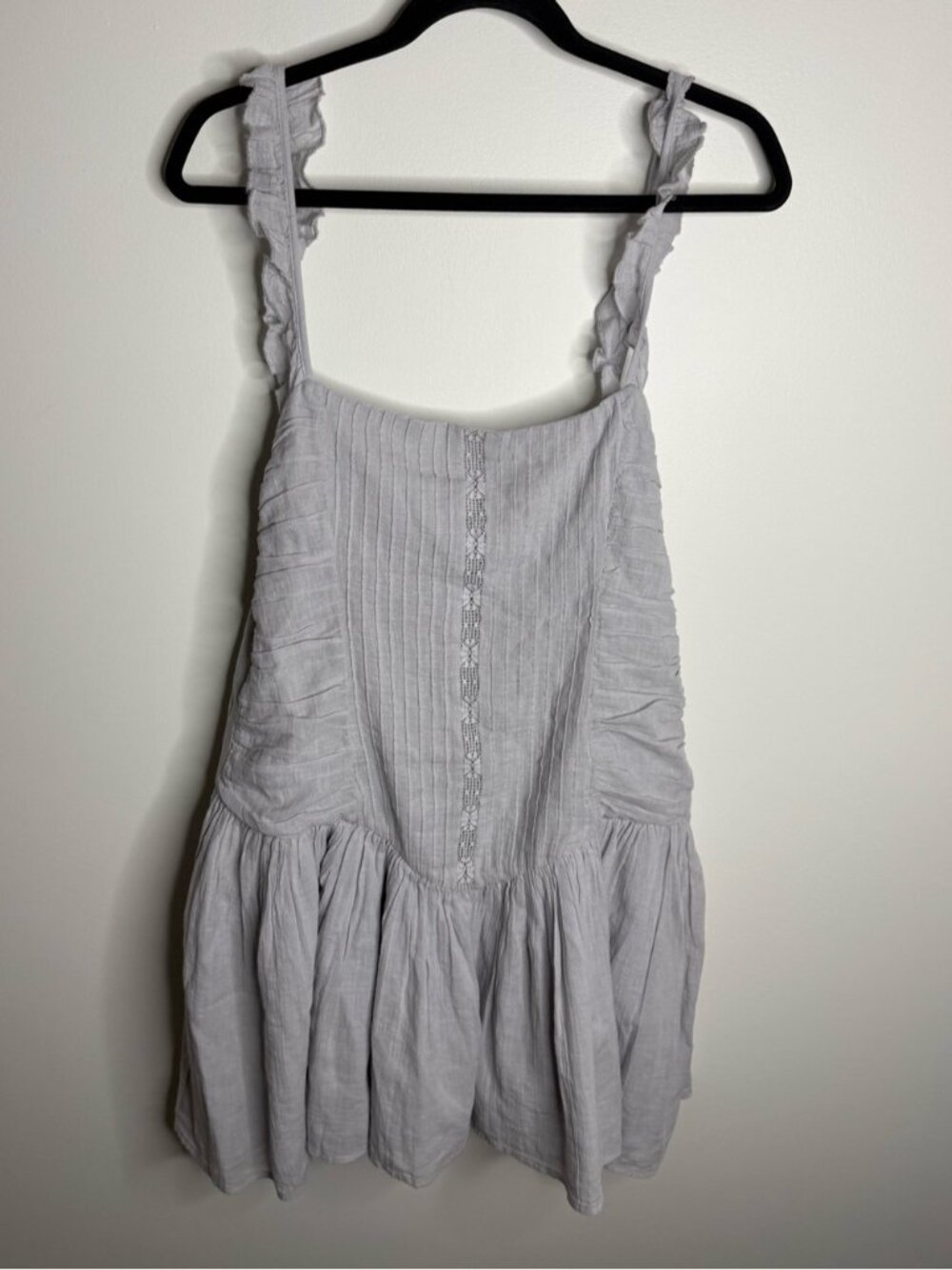Zara Light Gray Ruffled-Strap dress mini size large